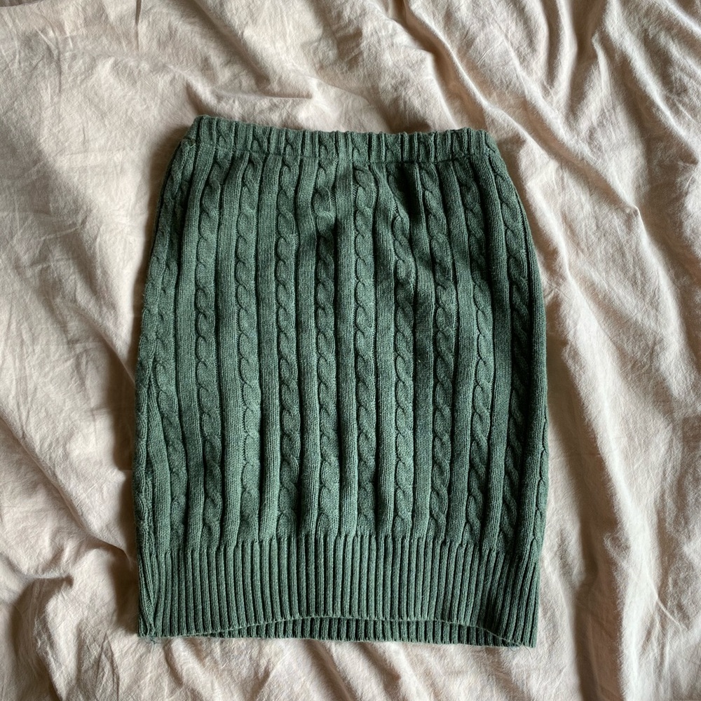 URBAN OUTFITTERS MINI SKIRT